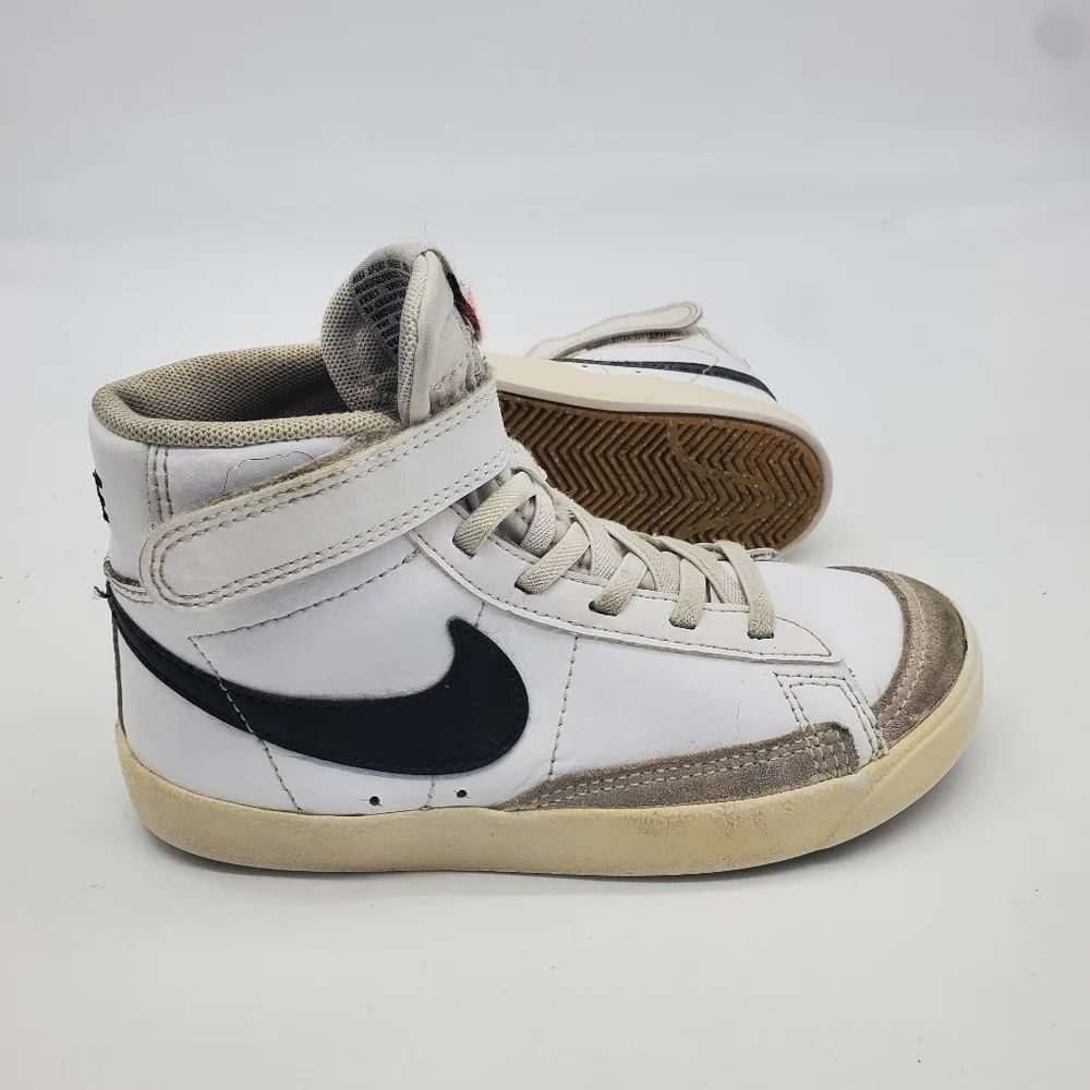 Nike BLAZER MID' 77 Sneakers Youth Kid's Sz 13.5C White Black Shoes DA4086-102